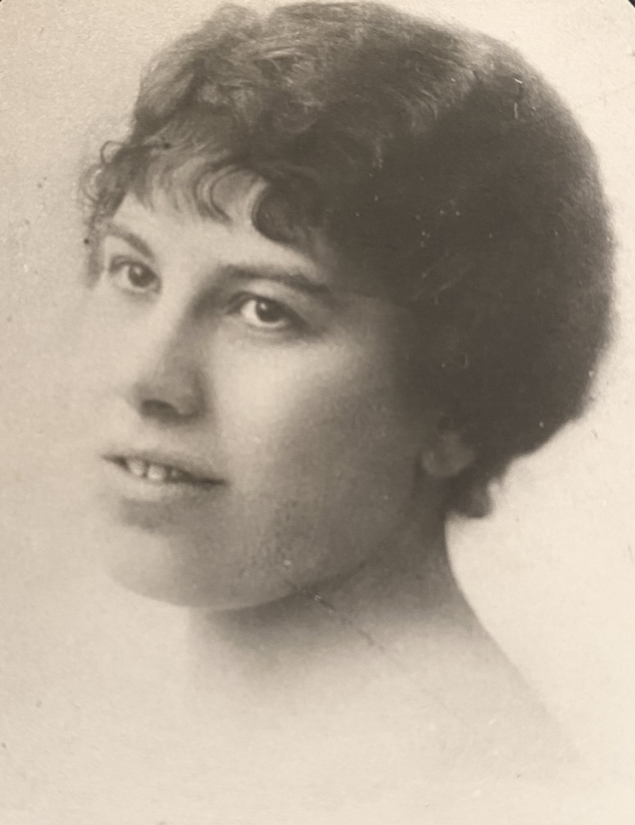 Alice Therese Stahn, geb. Friedmann in ihrer Jugend