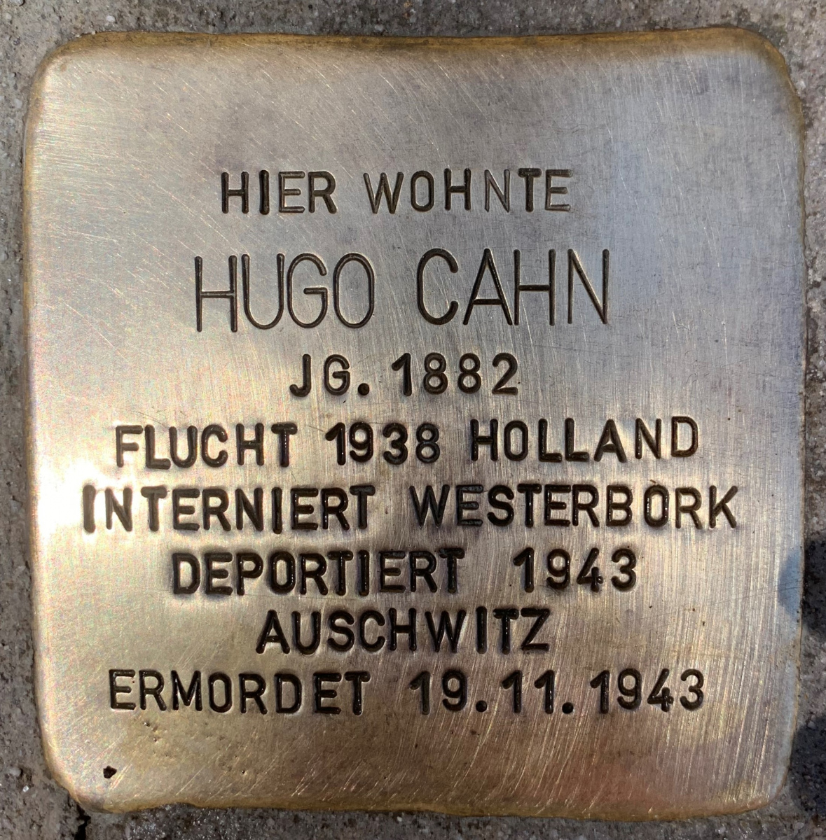 Stolperstein von Hugo Cahn